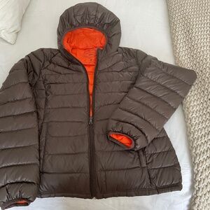 Peace Love Chill ultra lightweight down fill jacket